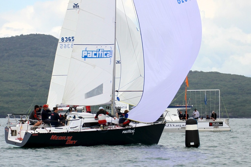 Medium Dry at finish - 2012 Harken Young 88 Nationals &copy; Richard Gladwell www.photosport.co.nz